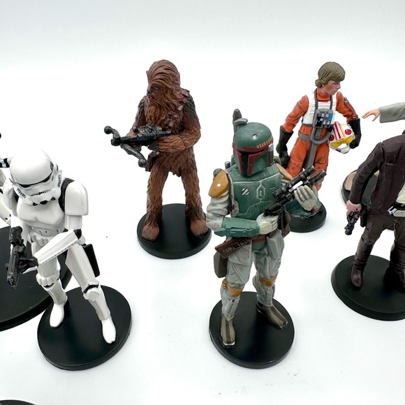 Lot of 20 Star Wars Cake Toppers Figures 4” Disney Store - Picture 8 of 10